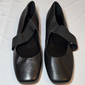 Blondo Brielle Genuine Leather Water Resistant Black Ballet Flat Shoes, sz 7